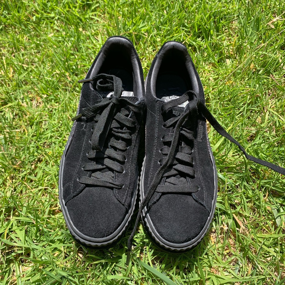 Black Fenty puma creeper